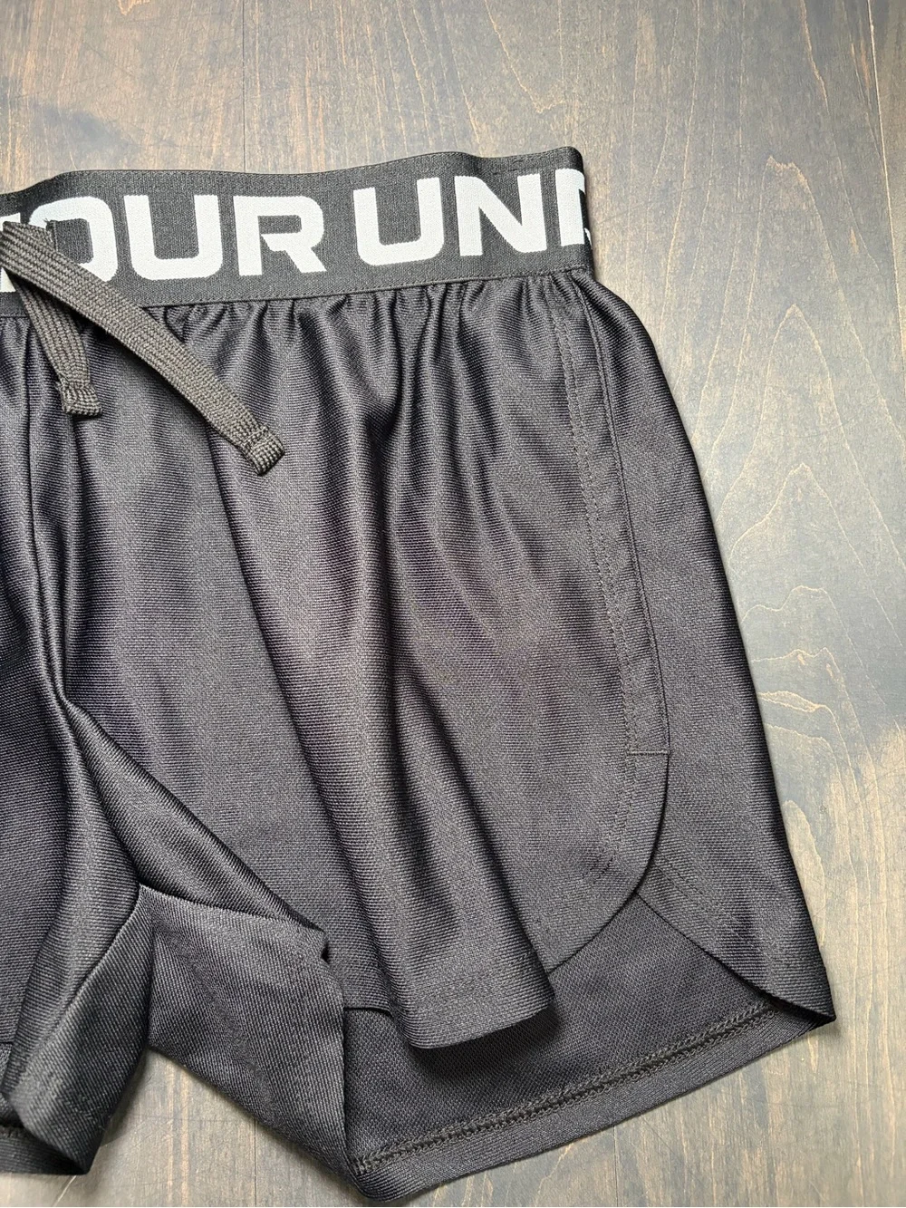 Under Armour Girl’s Black Athletic Shorts with Branded Waistband Size Medium